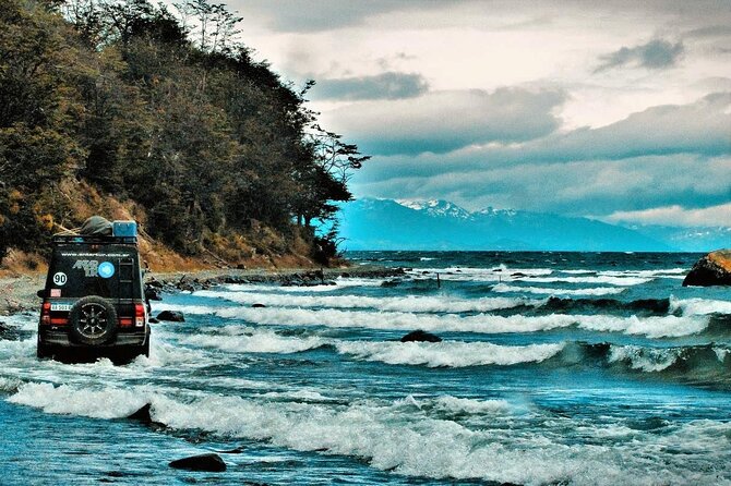 4WD Off-Road Lakes Adventure in Tierra del Fuego - Lake Fagnano, the big view and the best meal