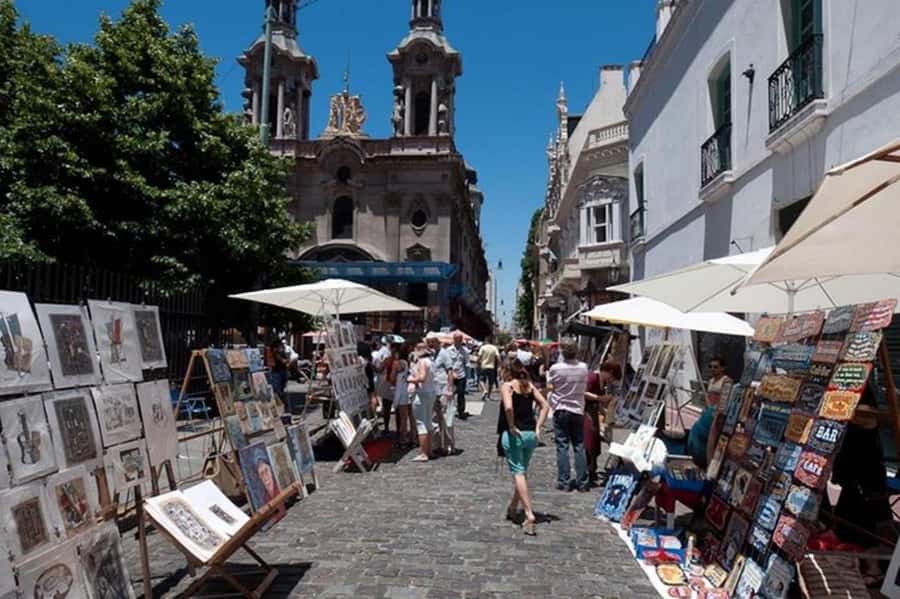 5hs Small Group City Tour of Buenos Aires with Street Food - San Telmo and La Boca: old streets, color, and food