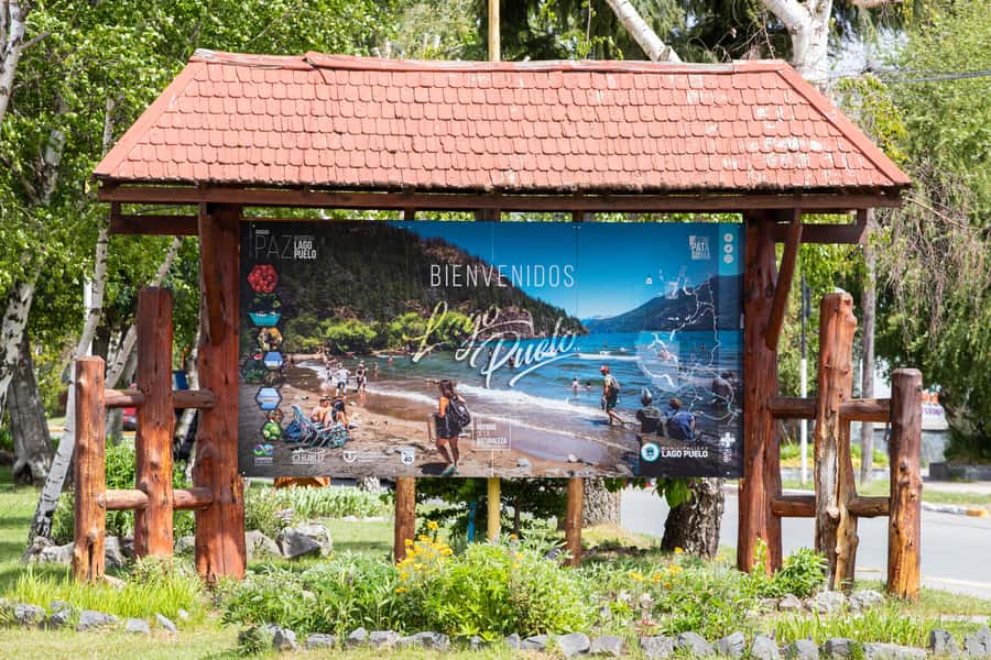 Bariloche: Full-Day El Bolsón and Puelo Lake Tour - How the bus time affects the value