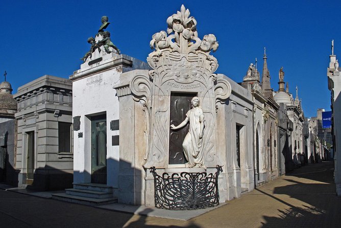 Best of Buenos Aires Private Walking Tour - Churches, skyscrapers, and Plaza San Martín