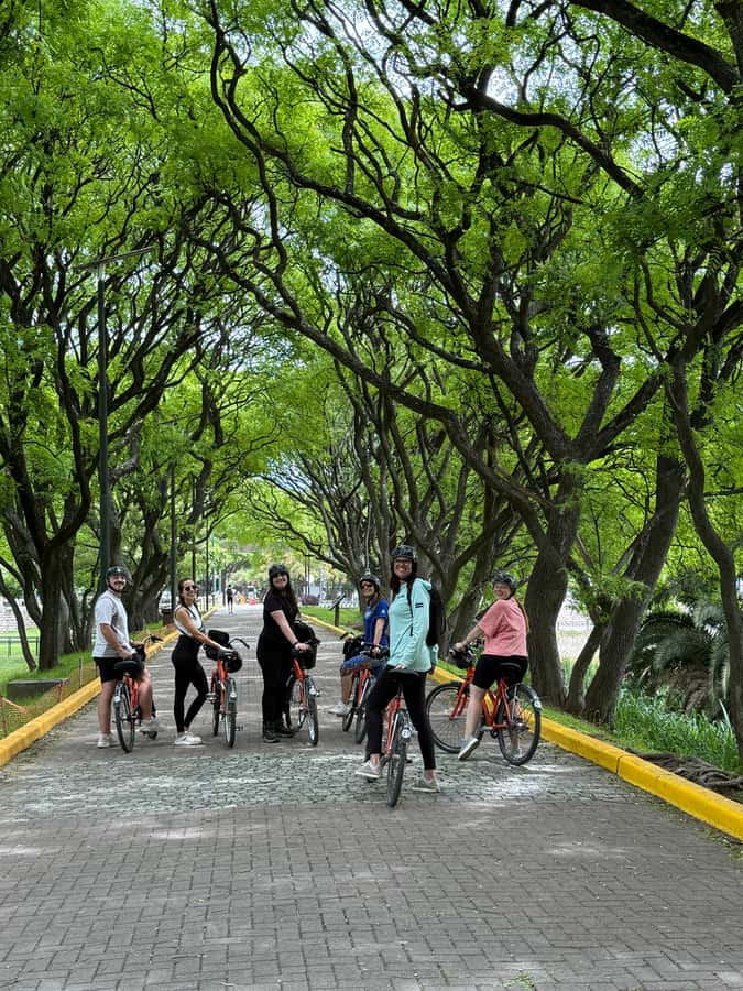 Bike Tour: Buenos Aires to the South - Football fever at La Bombonera