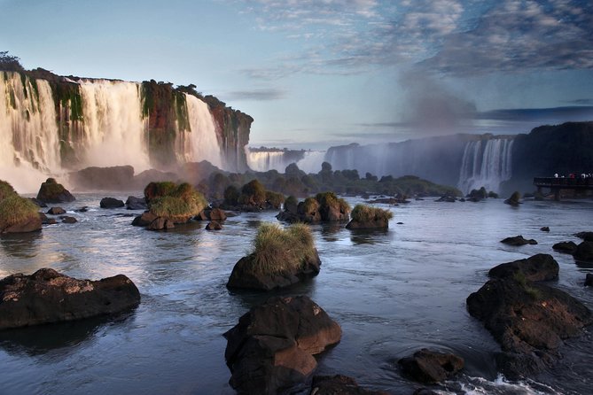 Brazilian Side of Iguazu Falls Half-Day Sightseeing Tour - The 1,200-meter Brazilian walkway