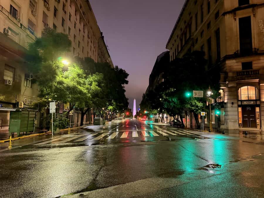 Buenos Aires After Dark: A City Lights & Sunset Experience - Plaza de Mayo brings the city’s grand center into focus
