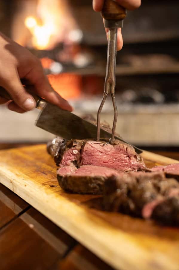 Buenos Aires: Authentic Argentine Asado BBQ with Live Music - Dessert, acoustic tango, and folk music