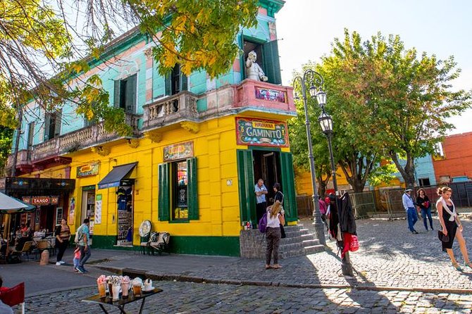 Buenos Aires Bike Tour: San Telmo and La Boca Districts - What the ride feels like on the road