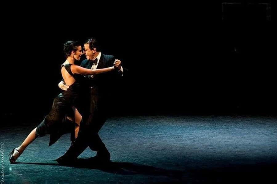 Buenos Aires: Cafe Los Angelitos Tango Show, Optional Dinner - Who should book this tango evening