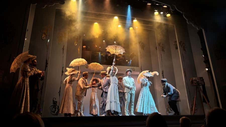 Buenos Aires: Cafe Los Angelitos Tango Show, Optional Dinner - What happens before the curtain