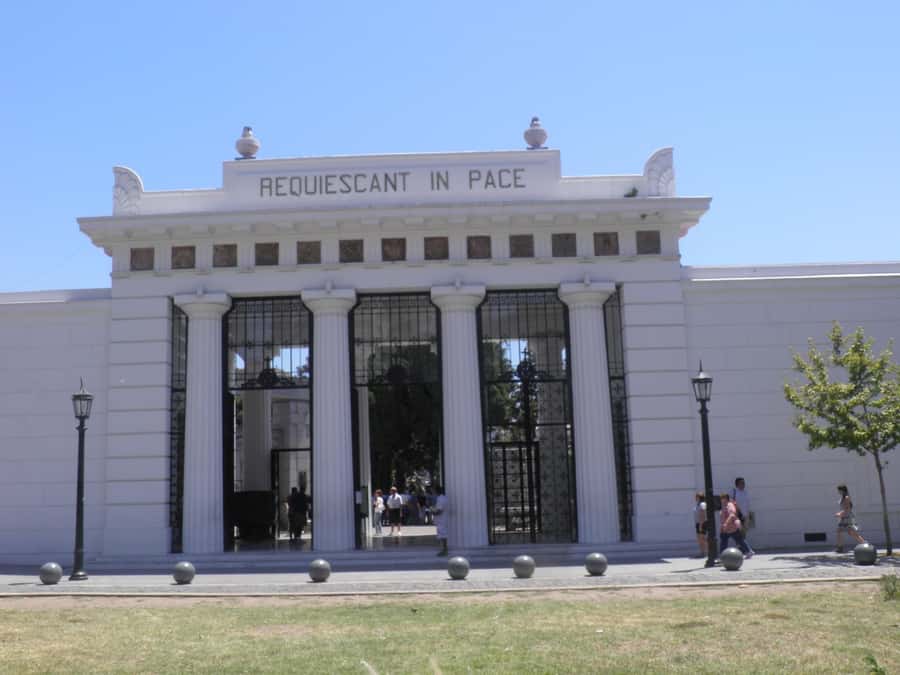 Buenos Aires: City Highlights Guided Tour with Transfer - Puerto Madero shows the city looking forward