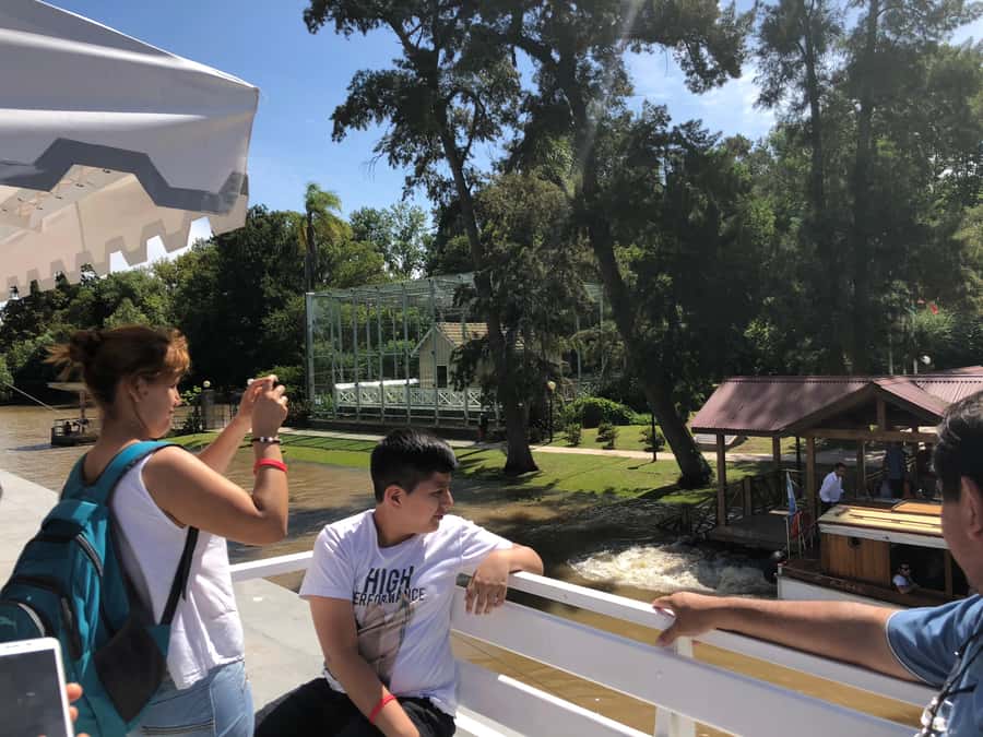 Buenos Aires: Classic Private Delta Tigre Boat Tour - The four-hour timing: what you really get