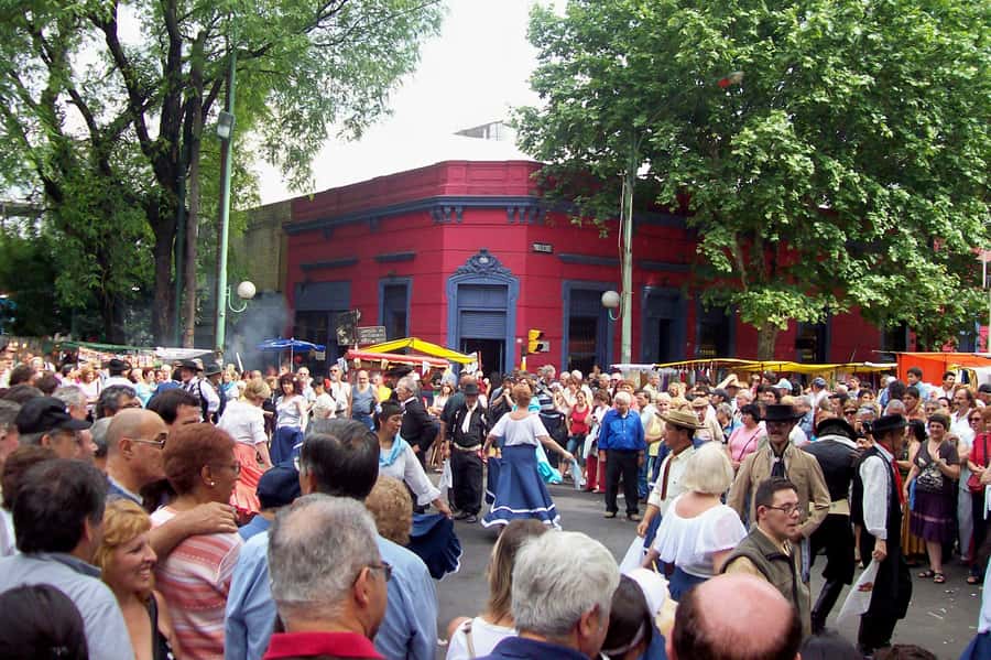 Buenos Aires Fairs: San Telmo & Mataderos Cultural Tour - Two Buenos Aires fairs, two very different moods