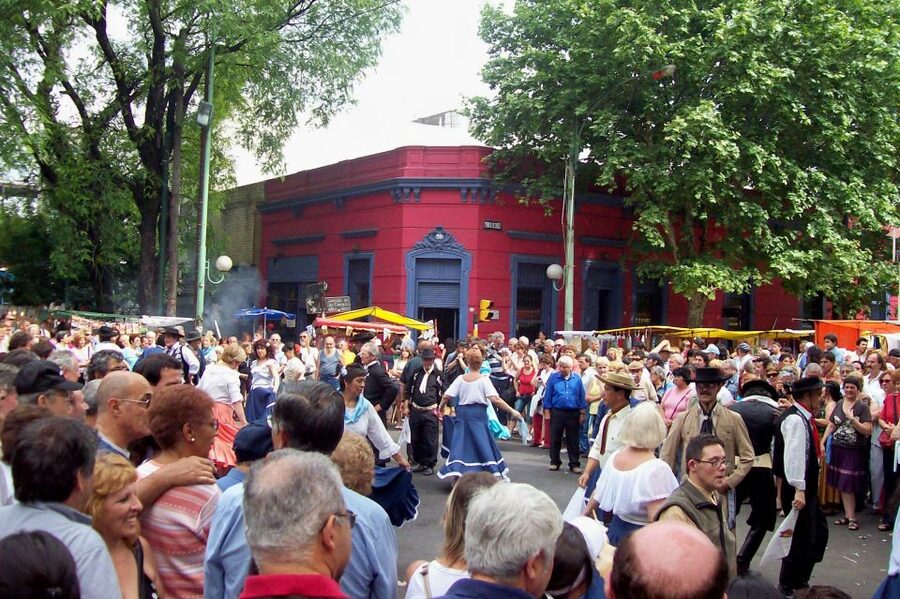 Buenos Aires Fairs: San Telmo & Mataderos Cultural Tour - Should you book the San Telmo and Mataderos tour?