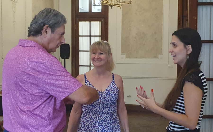 Buenos Aires: Group tango class with mate and snacks - Should you book this tango afternoon?