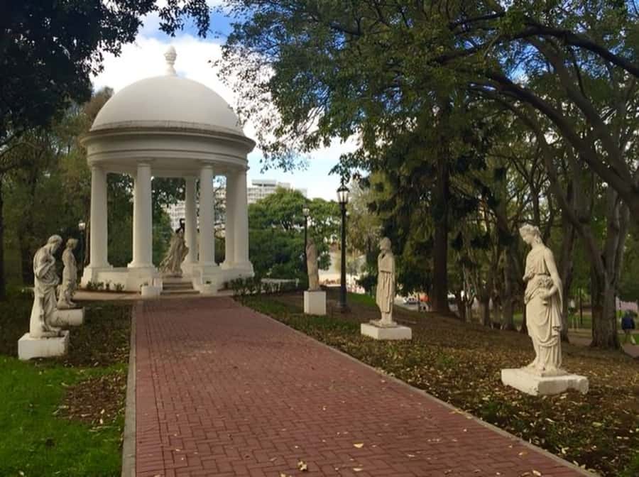 Buenos Aires : Highlights Walking Tour With A Guide - Is $36 a fair price?