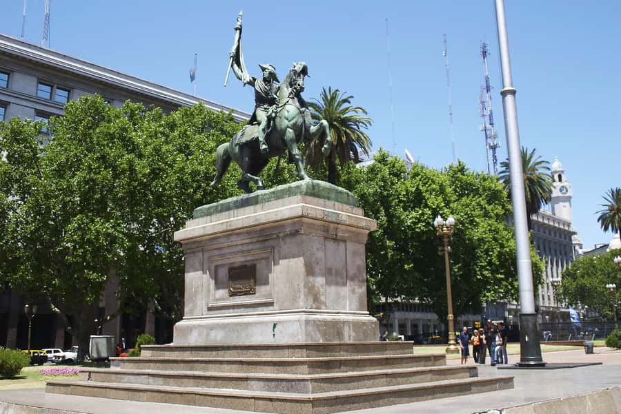 Buenos Aires: Historic District Private Guided Walking Tour - Starting outside Café Tortoni