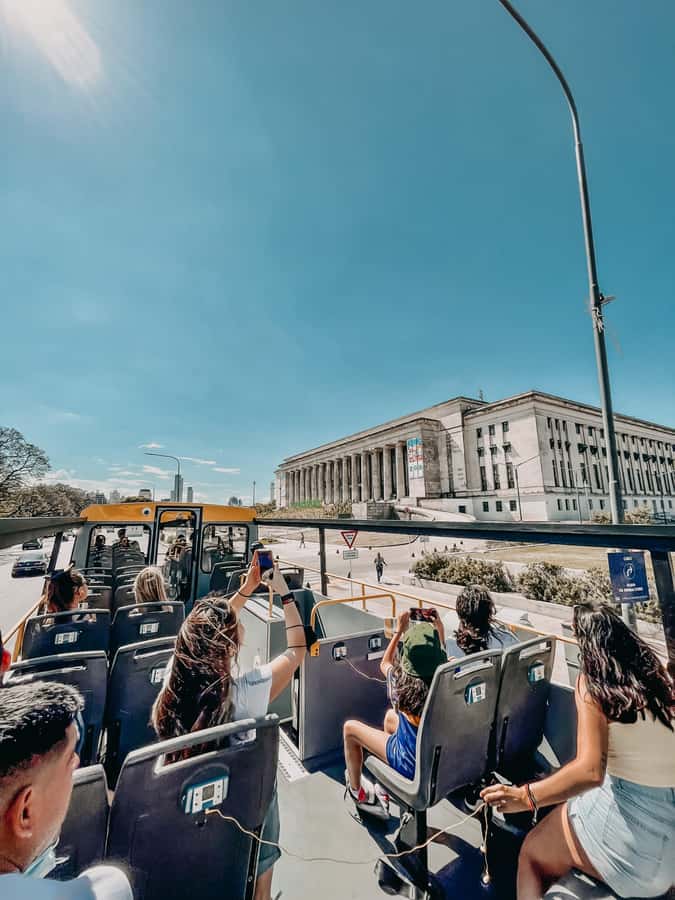 Buenos Aires Hop-On Hop-Off Bus and Exclusive Benefits - A three-hour introduction to Buenos Aires