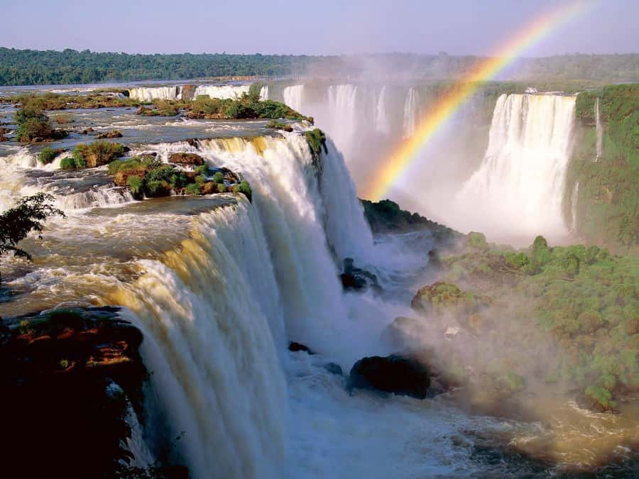 Buenos Aires: Iguazu Falls Private Day Trip with Airfare - The flight to Iguazu and the short ride to the park