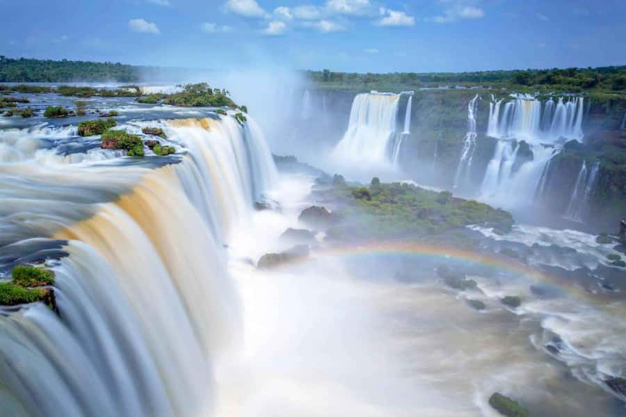 Buenos Aires: Iguazu Falls Private Day Trip with Airfare - Lunch inside the park and the limits of the package