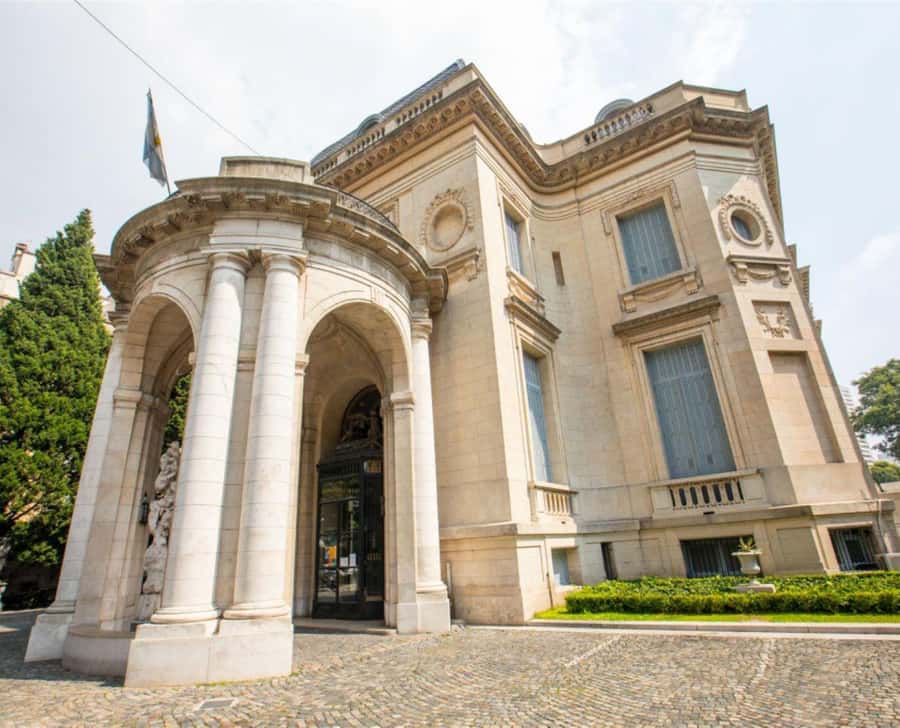 Buenos Aires Premium City Tour - San Telmo offers narrow streets and an older mood
