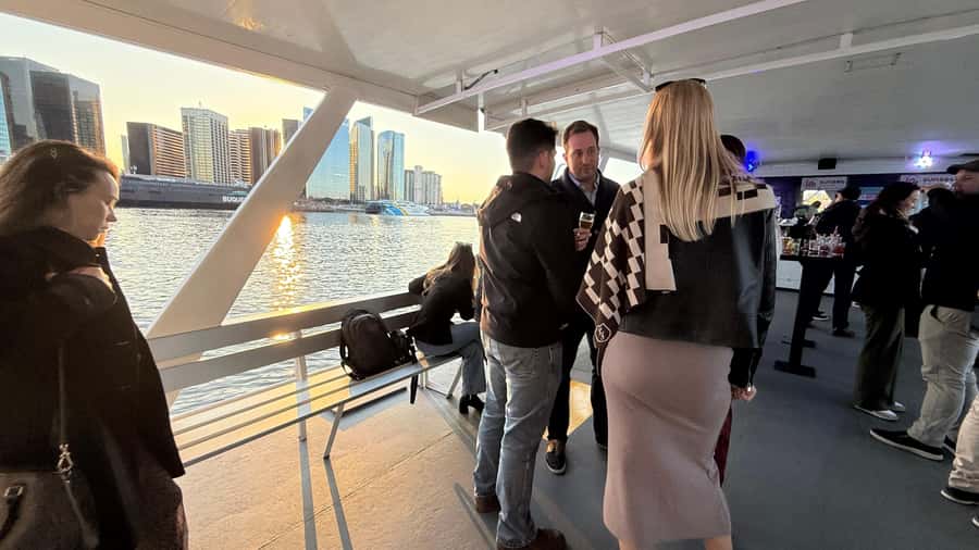 Buenos Aires: Puerto Madero Sunset Cruise with Open Bar - What this Buenos Aires boat trip is really like