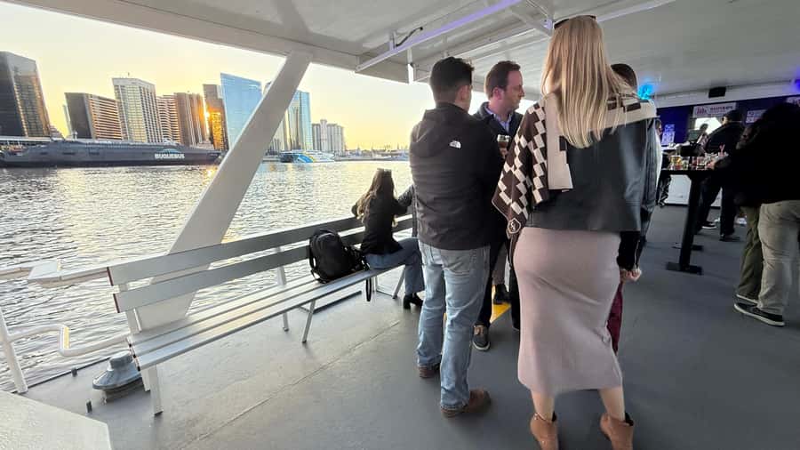 Buenos Aires: Puerto Madero Sunset Cruise with Open Bar - Sunset views, with a practical warning