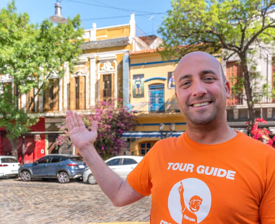 Buenos Aires: San Telmo and Market Guided Walking Tour - Why San Telmo makes a good first Buenos Aires walk