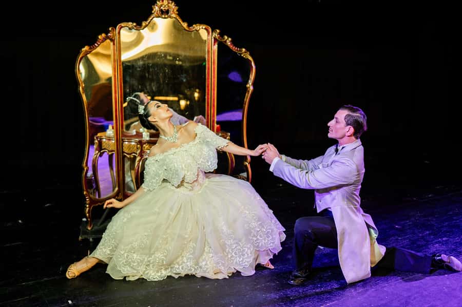 Buenos Aires: Tango Show at Tango Porteño & Optional Dinner - Dress, drinks, photographs, and other practical matters