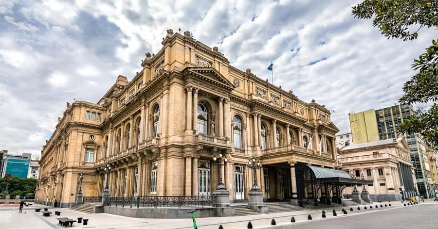 Buenos Aires: Teatro Colon Guided Tour - The grand halls and public rooms