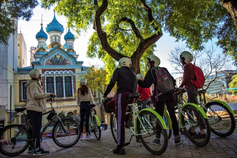City Bike Tour in Palermo and Recoleta - Plaza de los Dos Congresos and the final five minutes