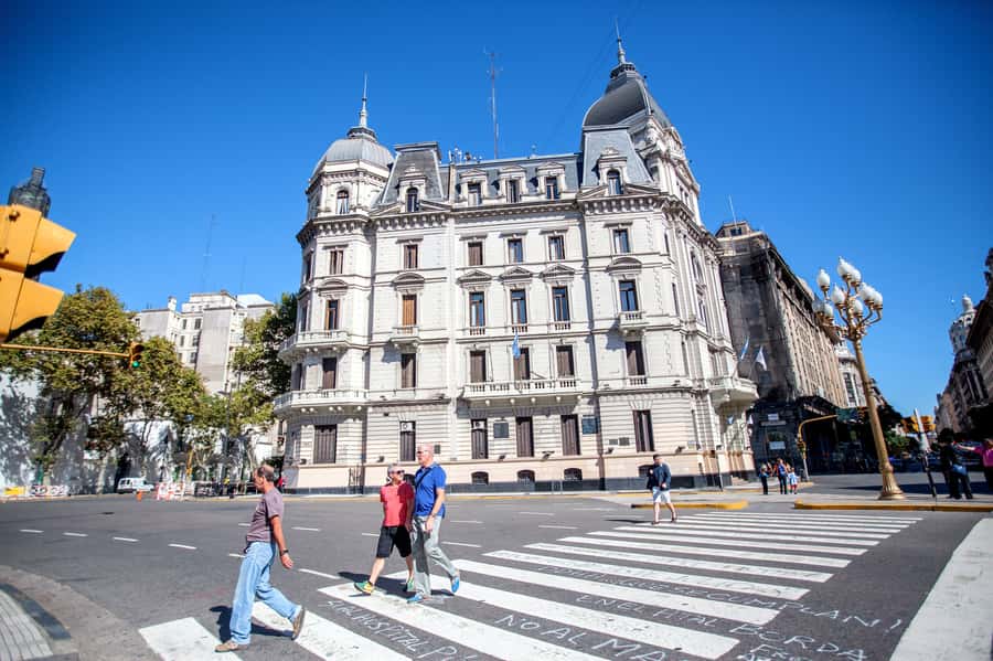 Classic City Tour of Buenos Aires: Neighborhoods and Emblems - La Boca and Caminito: the most colorful stop