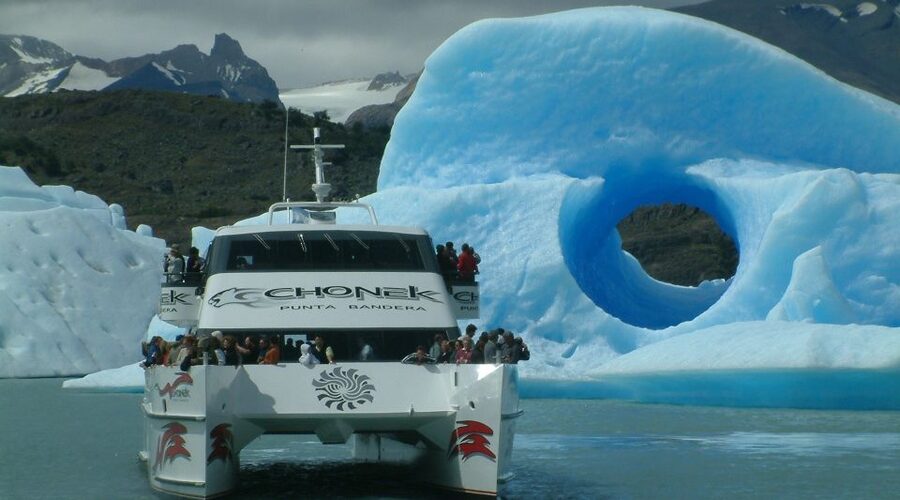El Calafate: All Glaciers Boat Trip - From El Calafate to Punta Bandera