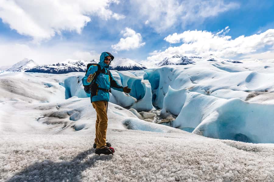 El Calafate: Perito Moreno Glacier Trekking Tour and Cruise - Learning to walk with crampons