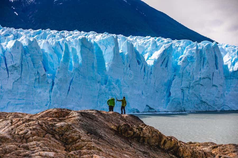 El Calafate: Perito Moreno Glacier Trekking Tour and Cruise - Perito Moreno from the catwalks