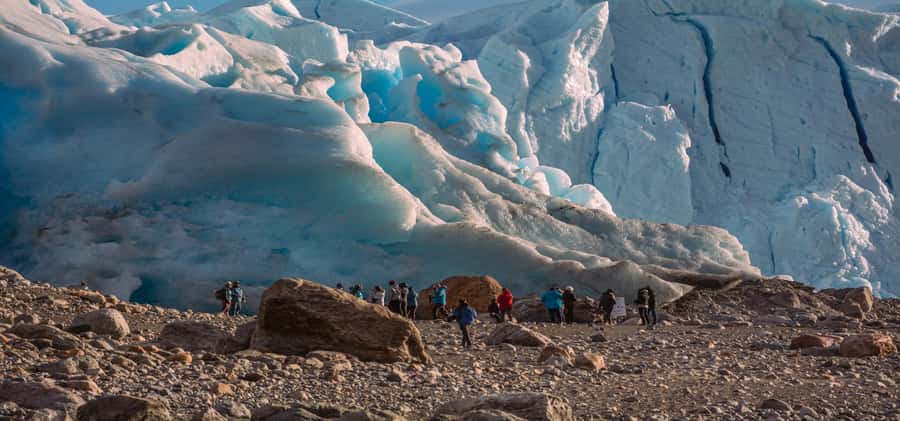 El Calafate: Safari Azul Los Glaciares Trekking Tour - Lunch, clothing, and what to pack
