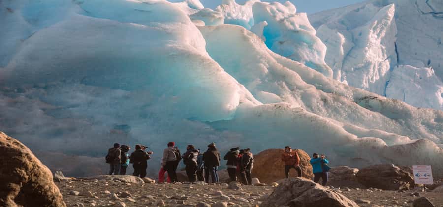 El Calafate: Safari Azul Los Glaciares Trekking Tour - How the tour is organized