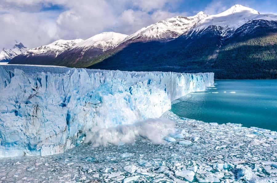 El Calafate: Trip to the Famous Perito Moreno Glacier - At a glance