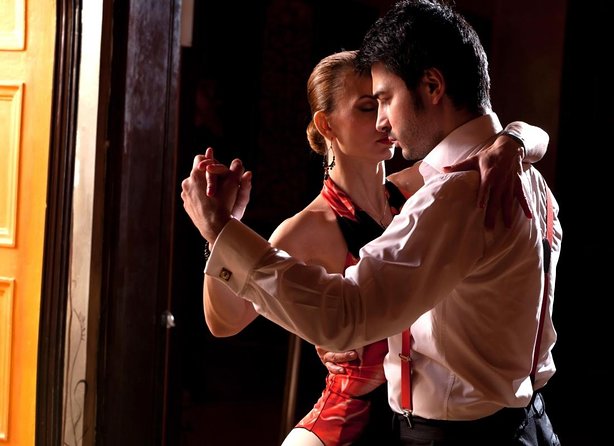 El Querandi Tango Show in Buenos Aires - El Querandí at a glance