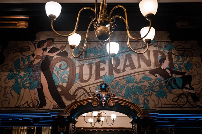 El Querandi Tango Show in Buenos Aires - San Telmo gives the evening its proper setting