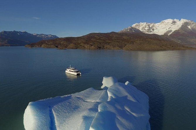Estancia Cristina Mirador del Glaciar Upsala - Estancia Cristina and its remote ranch story