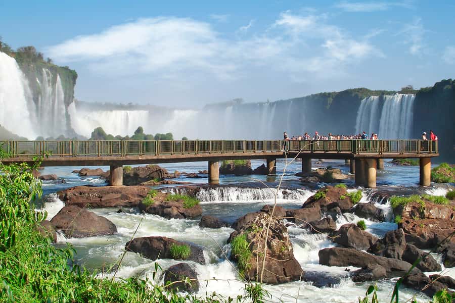 Explore Iguazu Falls in Brazil: An Unforgettable Experience - Walking the 1,200-meter Brazilian trail