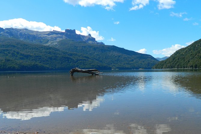 From Bariloche: San Martín de los Andes by The 7 Lakes Route - The morning pickup and the long road south