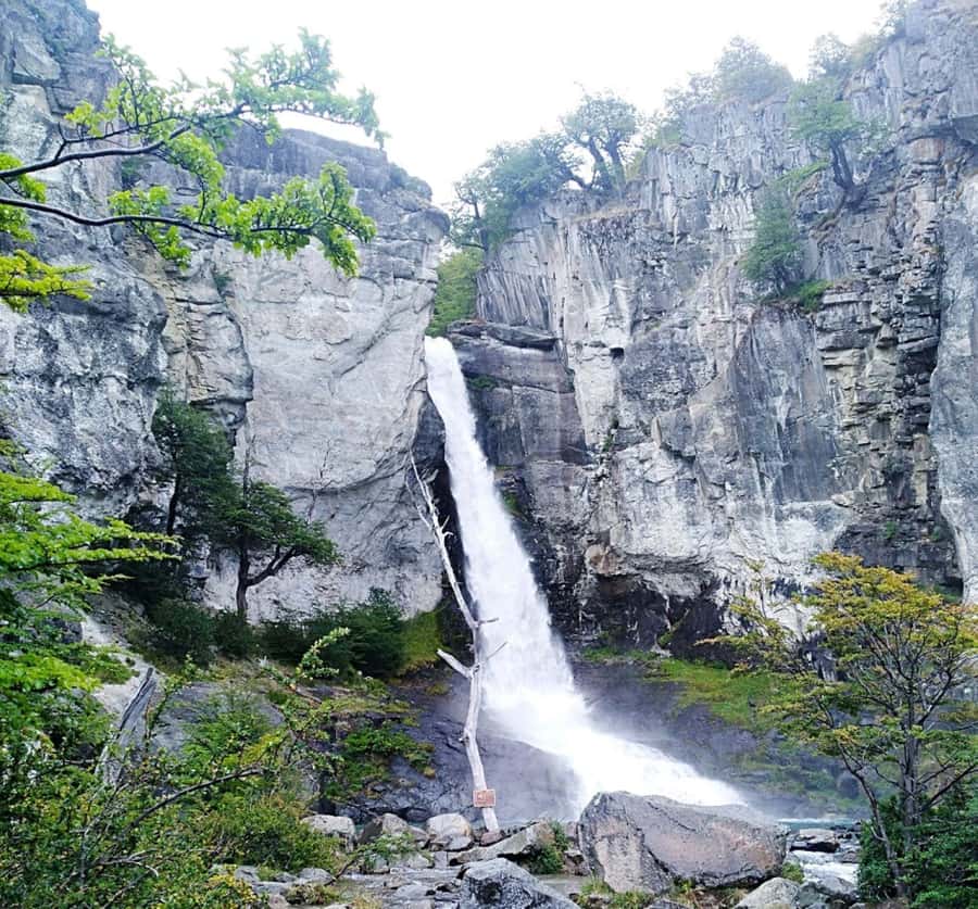 From El Calafate: El Chalten Full-Day Tour and Short Hike - Mirador de los Cóndores is short, but not effortless