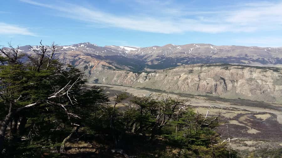 From El Calafate: Full-Day Tour to El Chaltén - Chorrillo del Salto offers a gentler finish