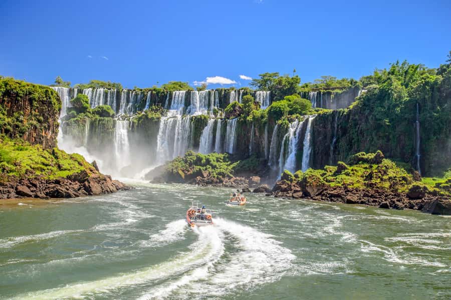 From Foz do Iguaçu: Argentinian Iguazu Falls with Boat Ride - A practical look at the day’s sequence