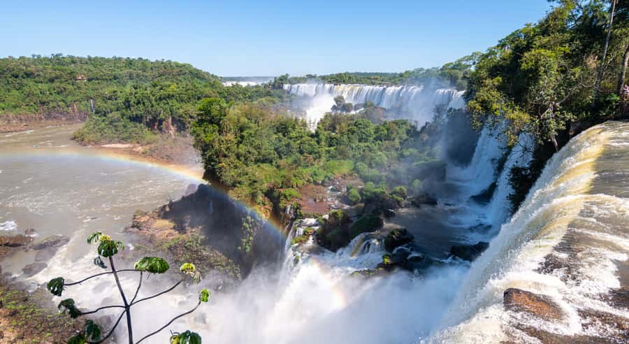 From Foz do Iguaçu: Argentinian Iguazu Falls with Ticket - Who should book this experience?