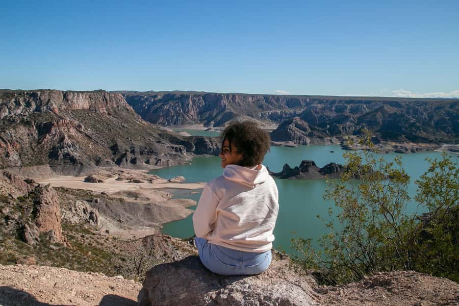 From Mendoza: Atuel Canyon Day Trip - Los Nihuiles Hydroelectric Complex and its reservoir