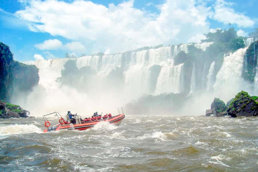 From Puerto Iguazu: Argentinian Iguazu Falls with Boat Ride - The wet, wild heart of the day