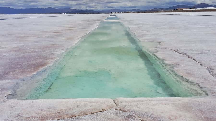 From Salta: Salinas Grandes, Purmamarca & Los Colorados Hike - Why Salinas Grandes is worth the long ride