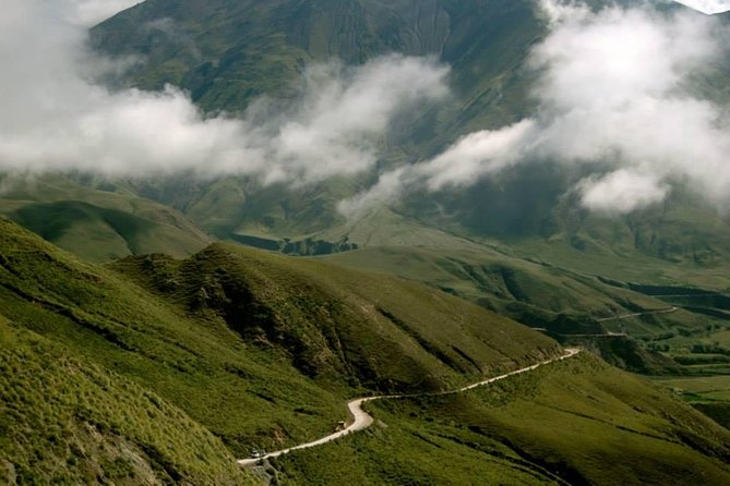 Full-day Cachi and Los Cardones National Park from Salta - The long, straight road at Tin Tin