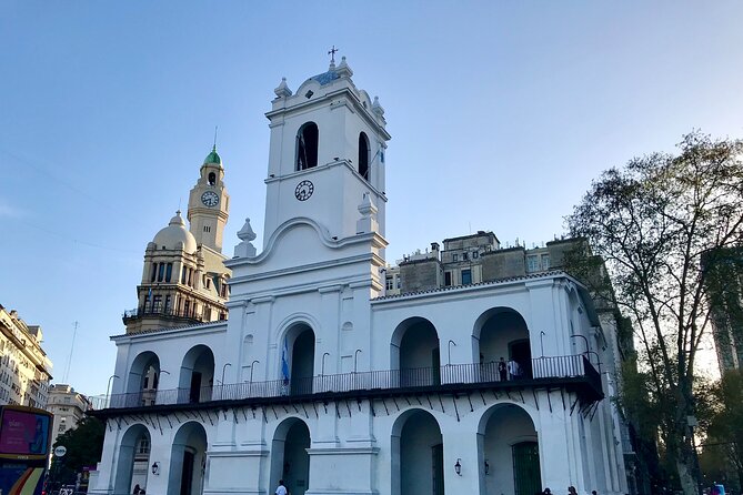 Full Day Private Walking Tour of Buenos Aires Neighborhoods - Tracy’s guiding style and the private format