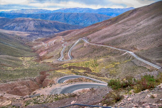 Full-Day Tour to Salinas Grandes and Purmamarca From Salta - Salinas Grandes: the visual payoff